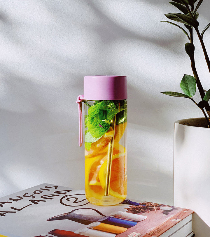 Frank Green Original Clear 740 ml Plastic Bottle – Stylish & Sustainable Hydration