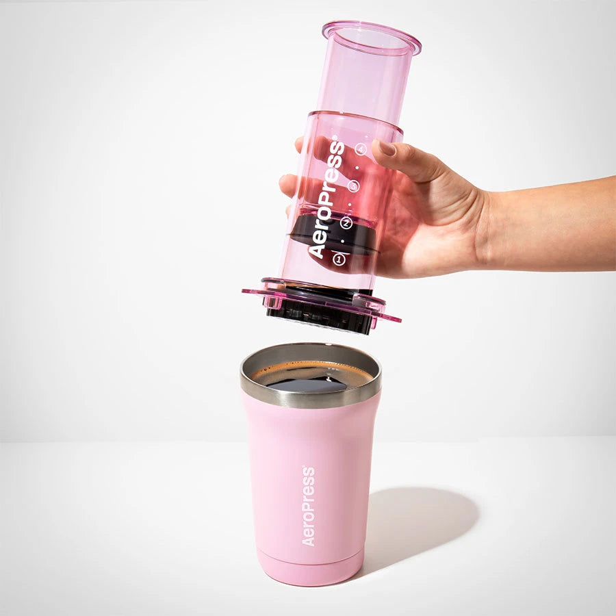 Tumbler hält Temperatur
