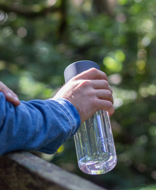 Frank Green Original Clear 740 ml Plastic Bottle – Stylish & Sustainable Hydration