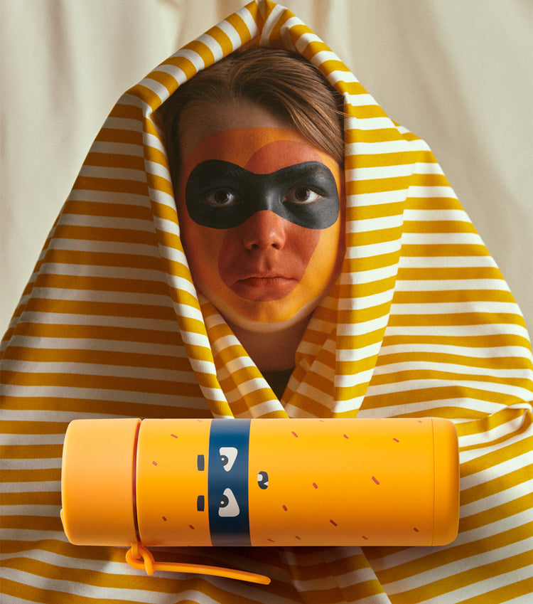 Frank Green Ceramic Reusable Bottle 595ml with Flip Straw Lid