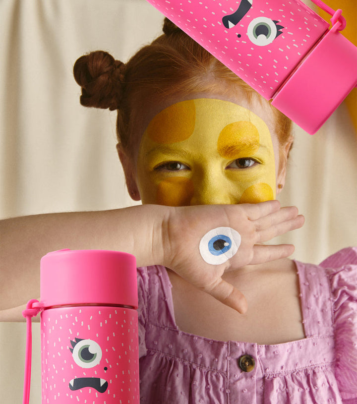 Frank Green Ceramic Reusable Bottle 595ml with Flip Straw Lid