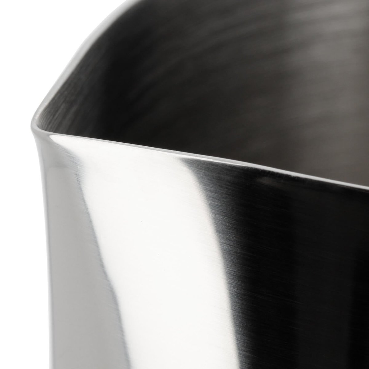 Fellow Eddy Steaming Pitcher – Precision Tool for Latte Art - Barista Delight