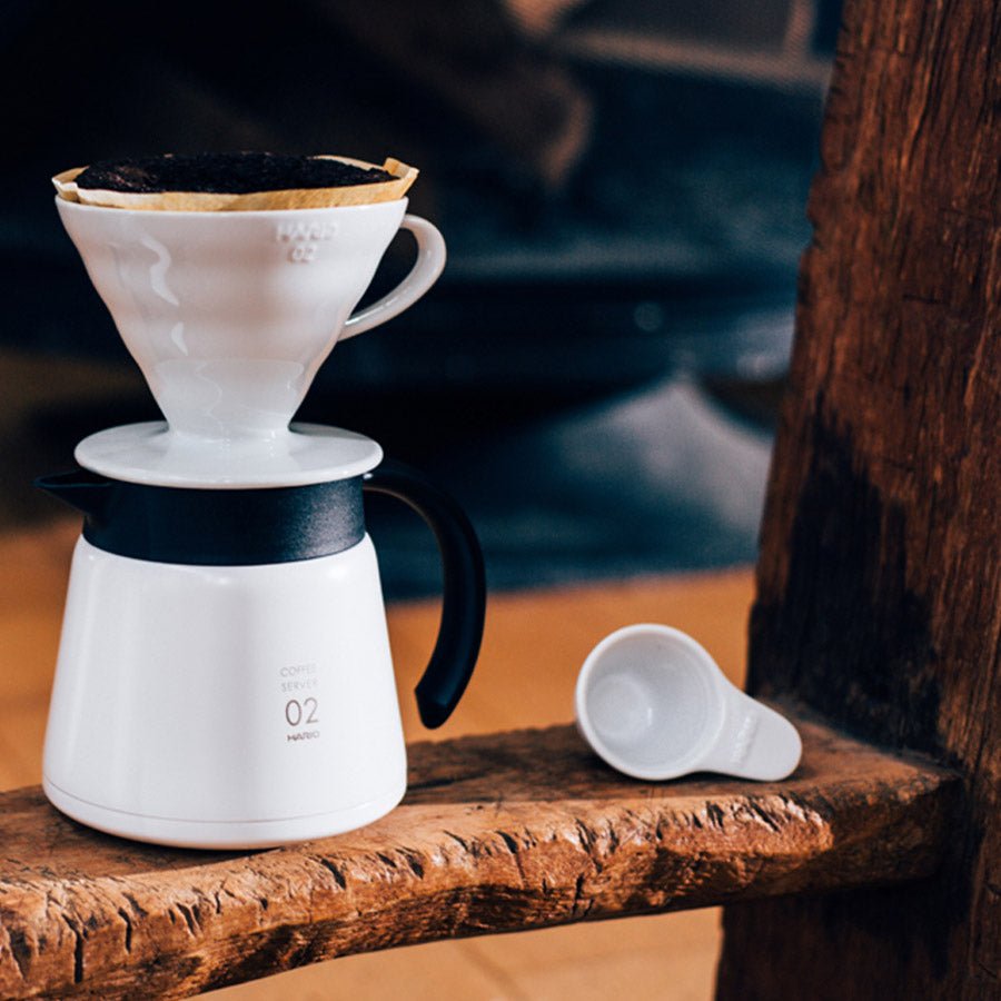 Hario V60 - 02 Ceramic (Red & White) - Barista Delight