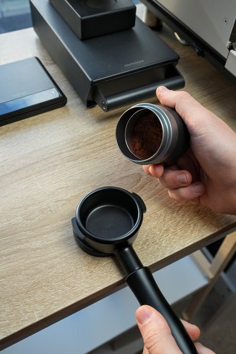 Varia VS3 Dosing Cup – 54mm & 58mm Sizes in Black & White