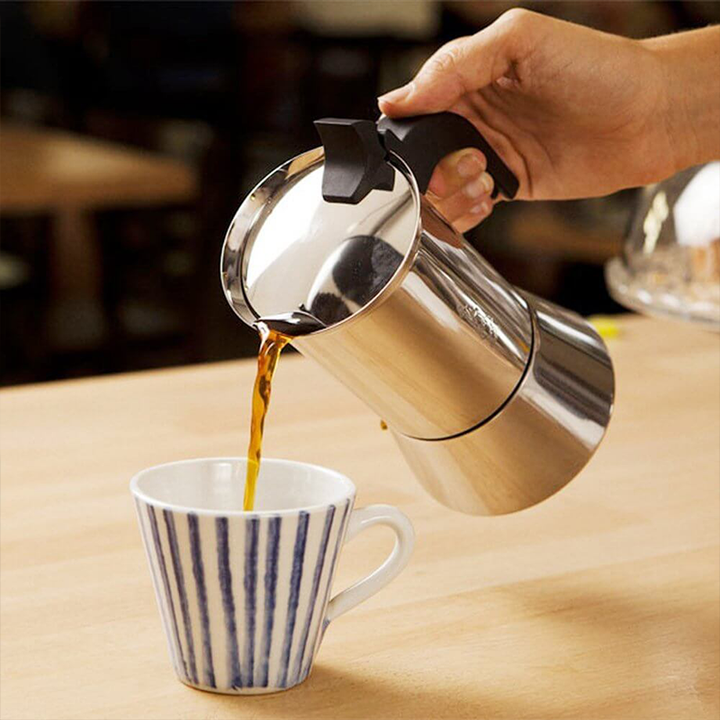 Bialetti Venus Moka Pot – Timeless Coffee Brewing in Multiple Colors & Sizes