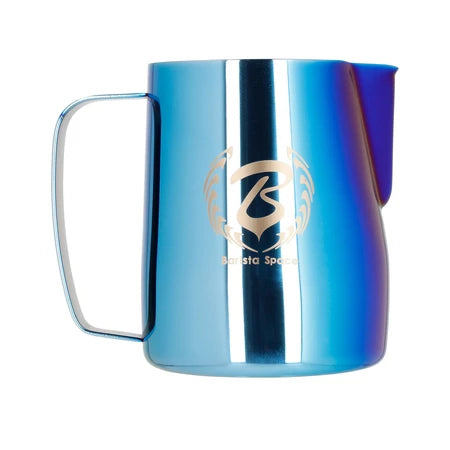 Barista Space Milchkanne 600 ml, Farbe Blue / Rainbow – Frontalansicht mit Logo