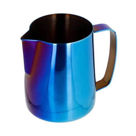 Barista Space Milchkanne 600 ml, Farbe Blue / Rainbow – Schrägansicht von der anderen Seite
