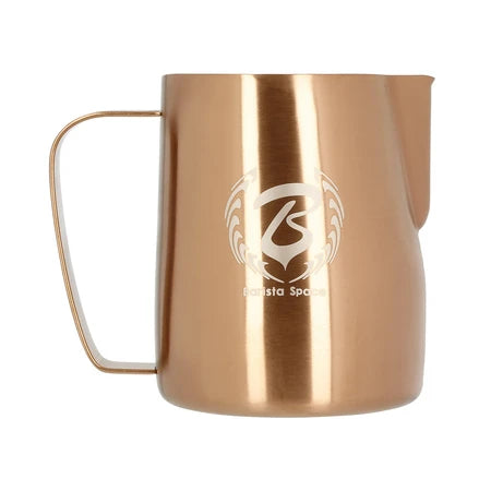 Barista Space Milchkanne 600 ml, Farbe Copper – Frontalansicht mit Logo