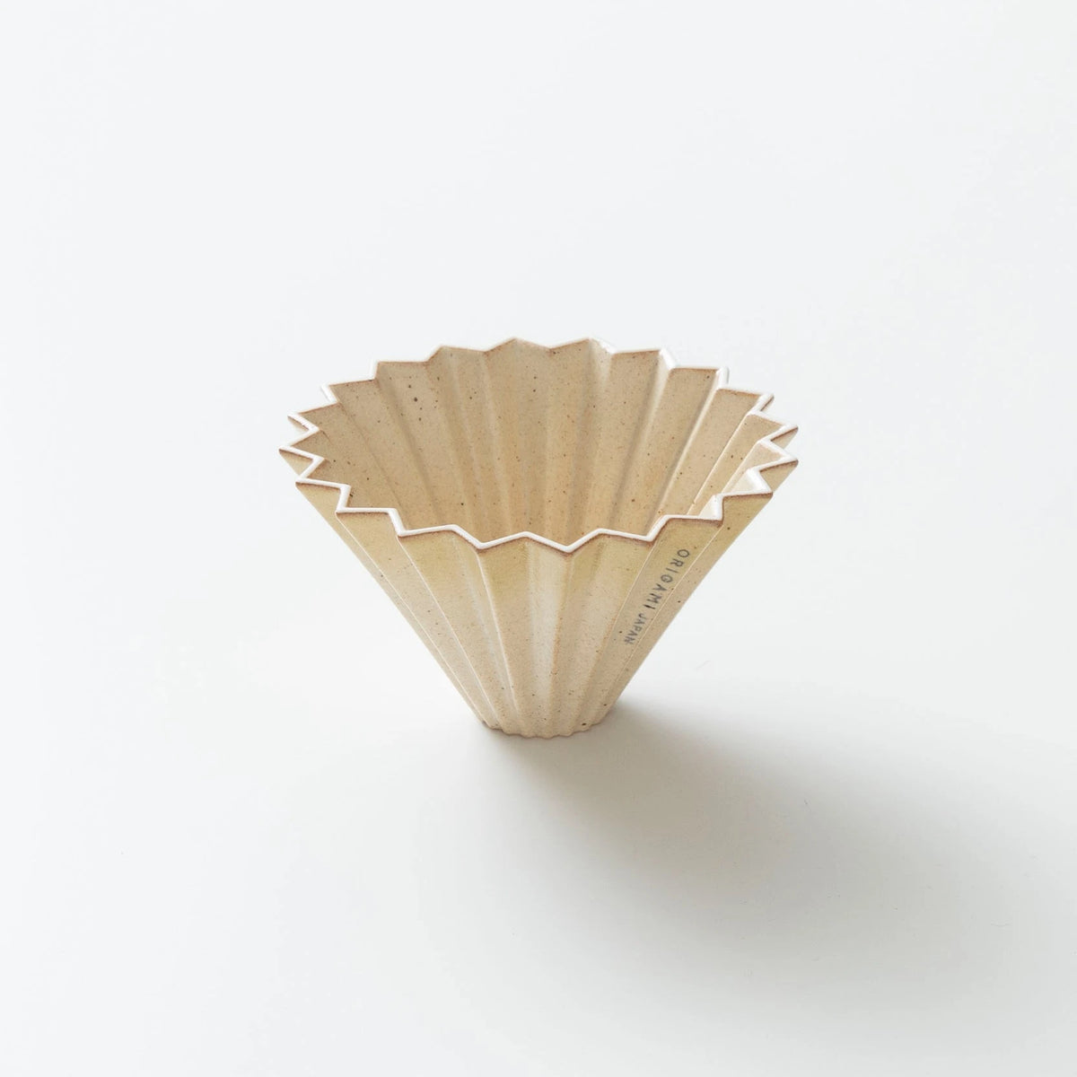 Origami Dripper S Sabi Limited Edition – leicht erhöhte Seitenansicht – Barista Delight