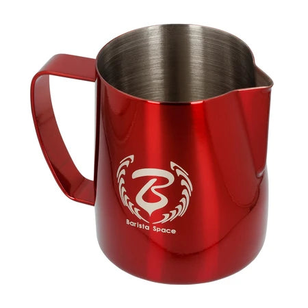 Barista Space Milchkanne 350 ml in Red (glänzend Rot), Ansicht von der Tüllenseite