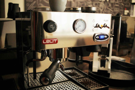 Lelit Anita PL042TEMD – Espresso Machine with Built-In Grinder