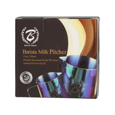Verpackung der Barista Space Milchkanne 350 ml in Splash mit Angaben zu Fassungsvermögen (350 ml) und EU-Lebensmittelkontakttest (CE)