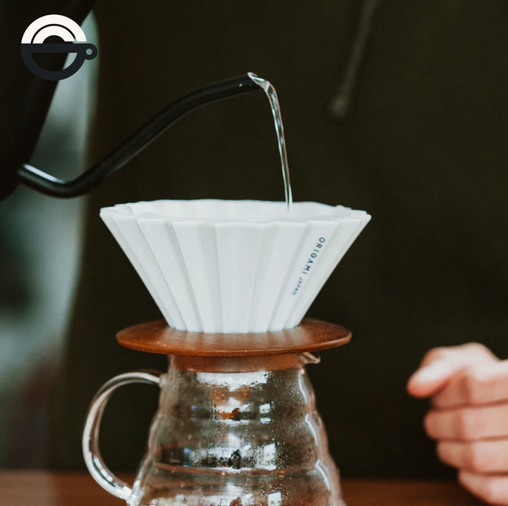 Origami Wooden Dripper Holder – Premium Coffee Brewing Base